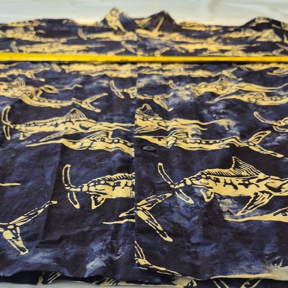 Vibrant Rum Reggae Short Sleeve Button Down Men's Casual Dress Shirt - Picture 6 of 12